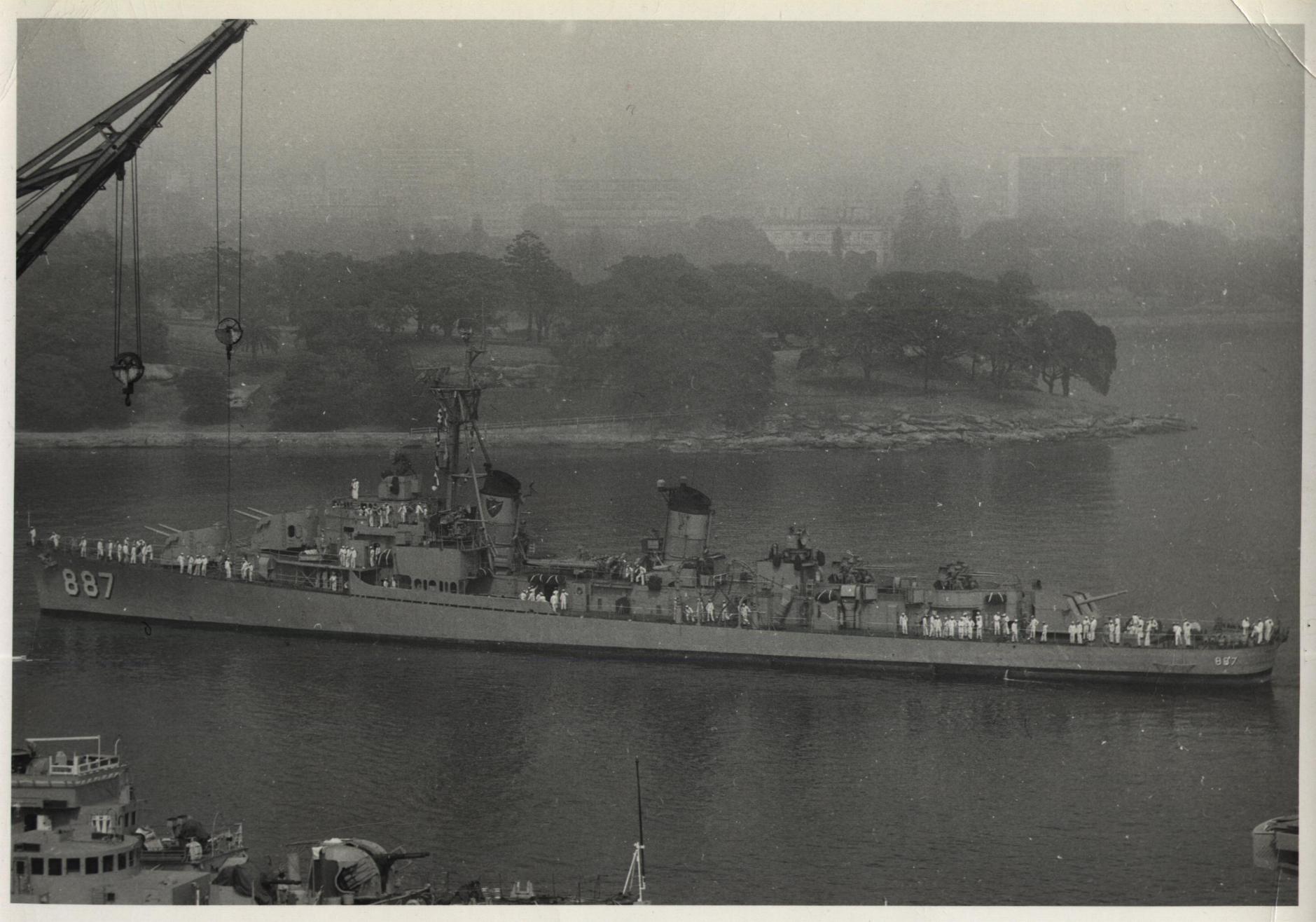 USS Brinkley Bass DD-887 in port — Brisbane, Sydney, Melbourne, or Hobart